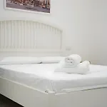 Ezlin House -quattro Passi Dal Mare Savona
