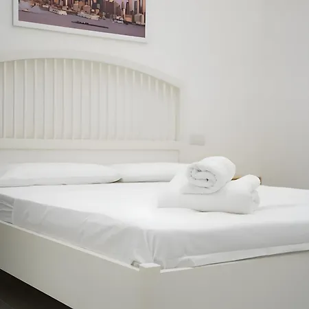 Ezlin House -quattro Passi Dal Mare Savona