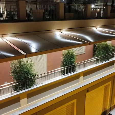 Ezlin House -quattro Passi Dal Mare * Savona