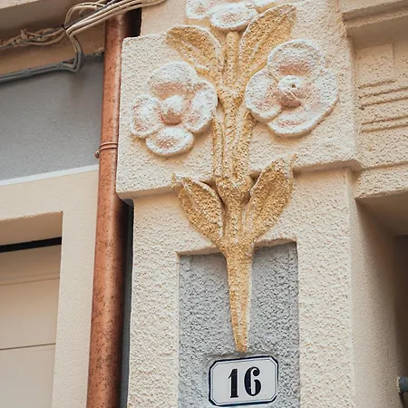 Ezlin House -quattro Passi Dal Mare * Savona