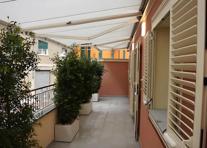 Ezlin House -quattro Passi Dal Mare * Savona